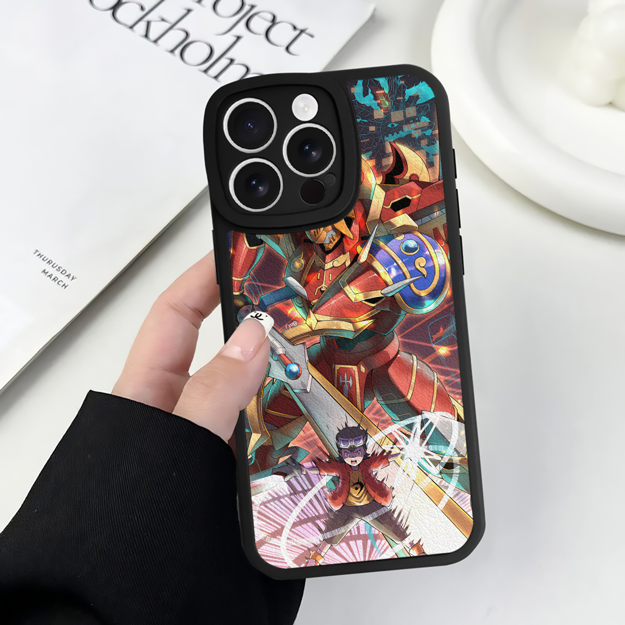 （画像用） Digimon デジタルモンスター/デジモン 【iPhone 16シリーズ対応】シリコンスマホケース（レザー調） 材質：シリコン